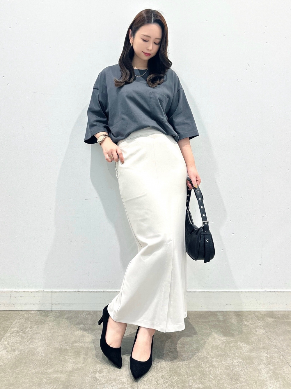 Slit Narrow Skirt/Z+EC、Bubble Hem Camisole」| GU的穿搭理念