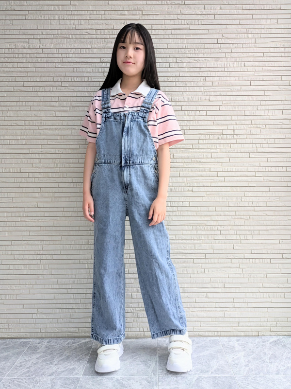 GIRLSフロントジップサロペットパンツJR+E（子ども服）の着用