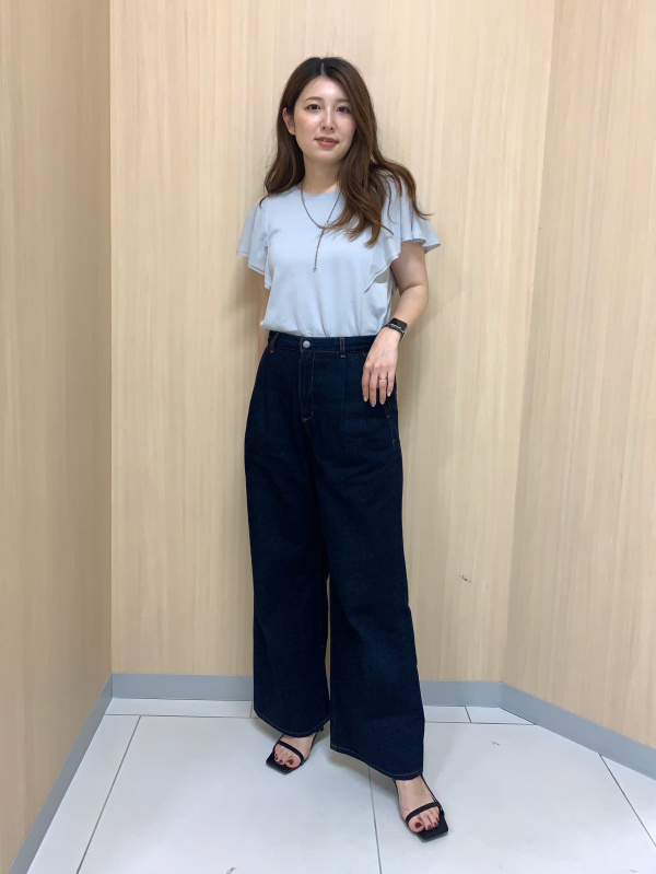 シアーラッフルスリーブセーター(半袖)Z+E（レディース）の着用