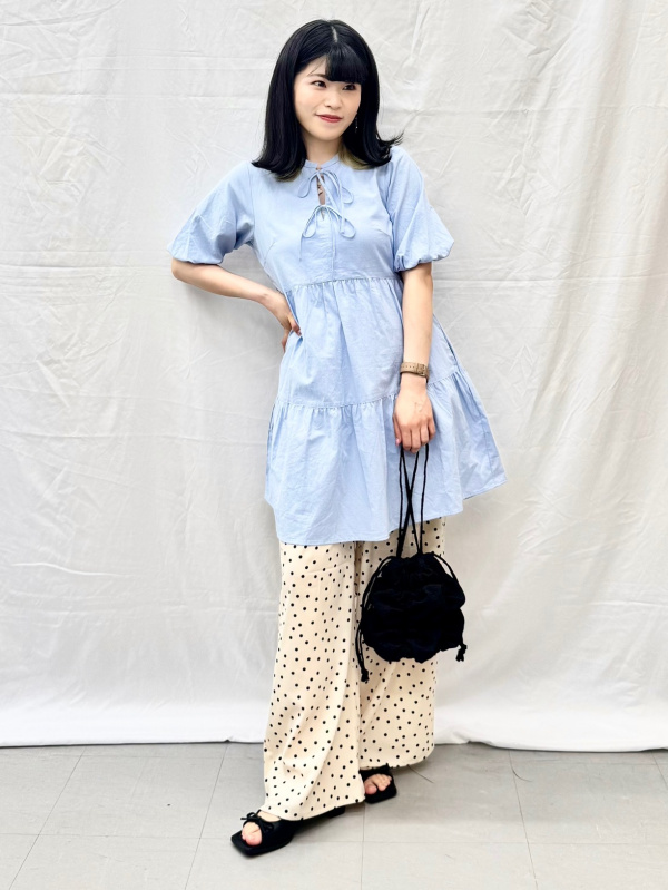 Cotton Tiered Mini Dress/Halfslv」的穿搭靈感｜GU
