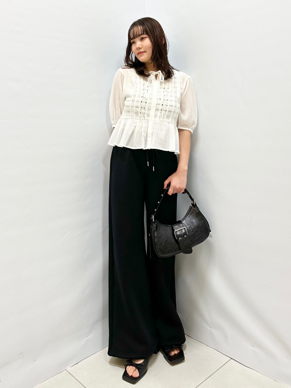 レースペプラムブラウス(5分袖)（レディース）の着用