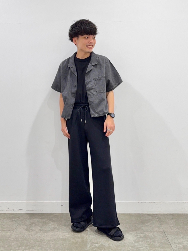 ライトデニムオープンカラーシャツ(半袖)（レディース）の着用