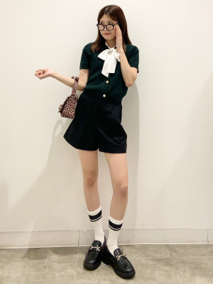 GU公式 | タックショートパンツ+E