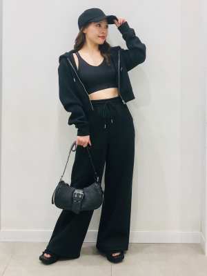 GU公式 | バッククロスブラGA