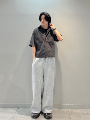 GU公式 | コットンカラークルーネックT(半袖)