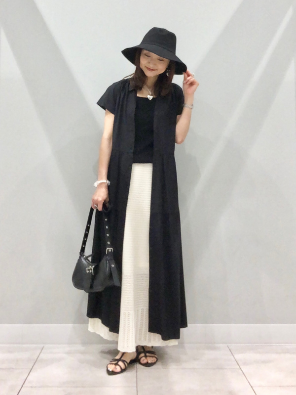 Dry Wide T-Shirt/Halfslv、Lacy Stitch Knitted Skirt」| GU的