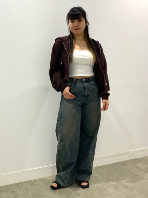 GU公式 | バレルレッグジーンズ+OS(米国仕様)