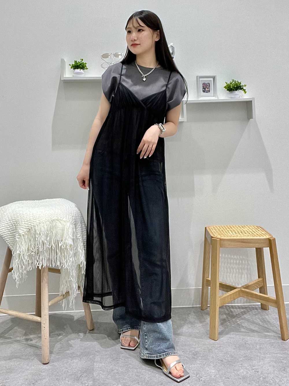 B6575 水洗い ゆったり 88秋コーデ シングルブレスト ドライウエストタックT、ダブルブレストジャケット」の着用