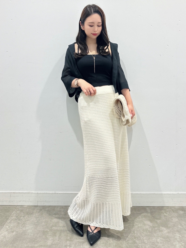 琉晴 Dry Wide T-Shirt/Halfslv、Lacy Stitch Knitted Skirt」| GU的