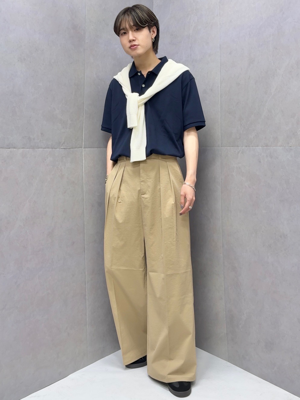 Dry Polo Shirt/S、Comfy Insole Canvas Sneakers」| GU的穿搭理念
