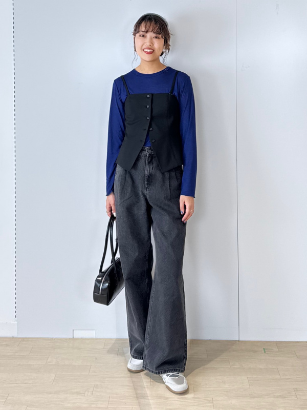 【形がかわいいデニム♡】HERMES キャロットカットパンツ 90-140]ライトデニムバンダナ使いキュロット（デニムパンツ）｜L