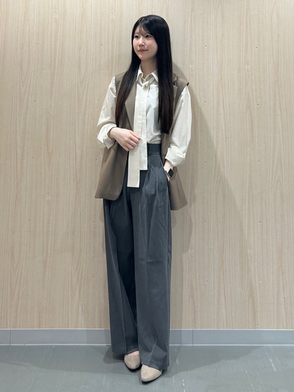 NKGW 再構築 テーラードべスト renya着用 テーラードベストZ」の着用コーディネート| ジーユー
