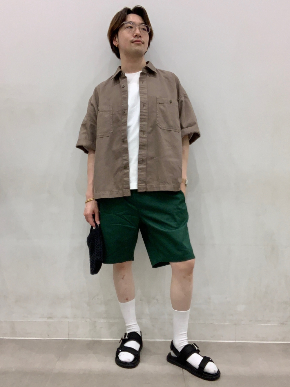 Cotton Relaxed Knee Length Shorts、Boxy T-Shirt/Halfslv」| GU的穿