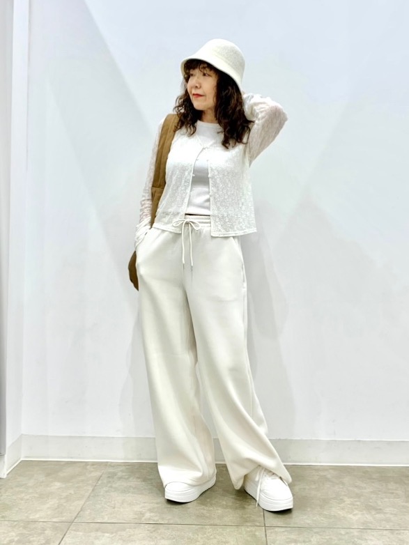 トップス agu IE2267.png?v=1682334437