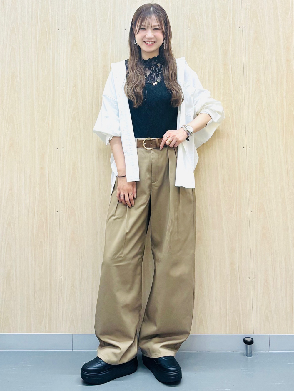 gentry portofinoホワイト系ワイドパンツ フロントボタン フロントボタンポインテールT OSQ+E、ベルテッドワイドパンツ(丈