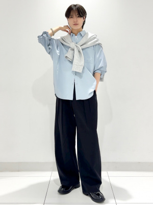 GU公式 | チノバレルレッグタックパンツ