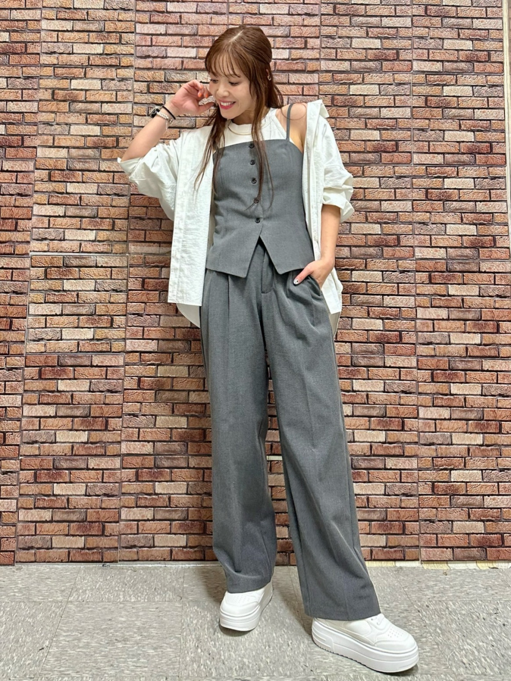 美品 MGD IN2PLEATED DRESS TROUSERS 美品 MGD IN2PLEATED DRESS TROUSERS