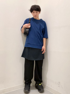 GU公式 | ウォッシュドスウェT(5分袖)+E