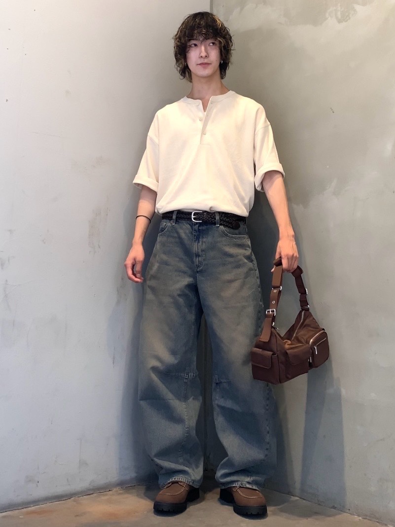 【ゆったりコーデ】HEMRES Coaching Remix ボクシーTシャツ ボクシーT(5分袖)(オーバーサイズ)、デニムオーバーサイズシャツ