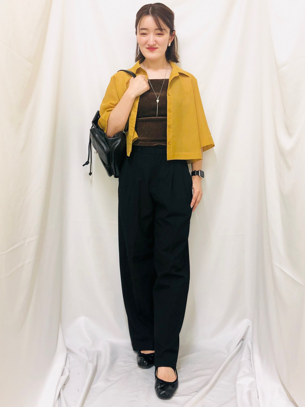 Shiuページ Sheer Shirt/Halfslv/Q」| GU的穿搭理念