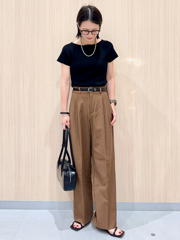 ナローストラップヒールミュール+E（レディース）の着用