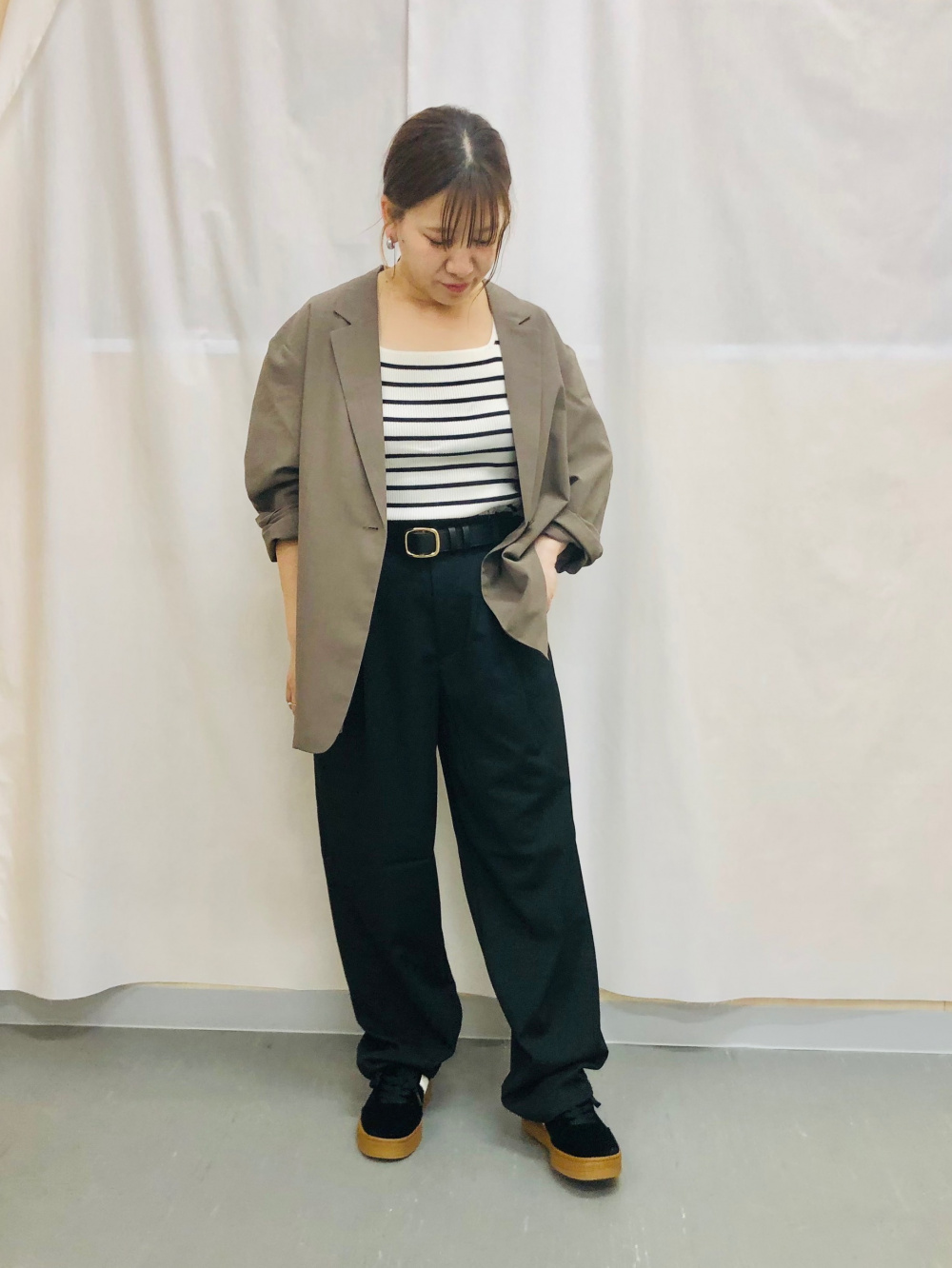 coreページです。 GU公式 | ウォッシャブルノーカラージャケットZ+E(セットアップ可能)