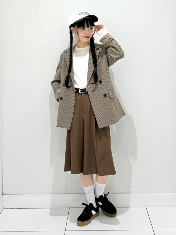 BIGリボンをアクセントに♡淡色でまとめたレディライクコーデ BIGリボンをアクセントに♡淡色でまとめたレディライクコーデ