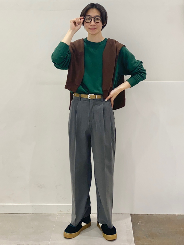 ラッセルノ　薄手モックネック　今期モデル　サイズ5 COGTHEBIGSMOKE コグザビッグスモーク DAISY TOP ダンボール