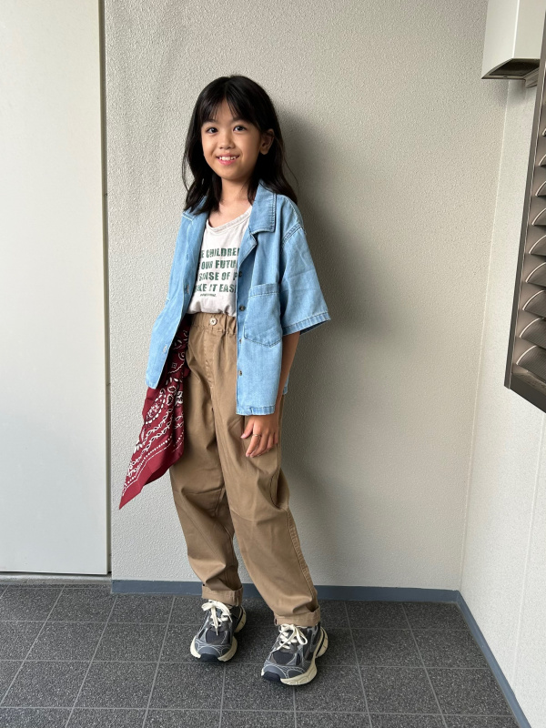 ライトデニムオープンカラーシャツ(半袖)（レディース）の着用