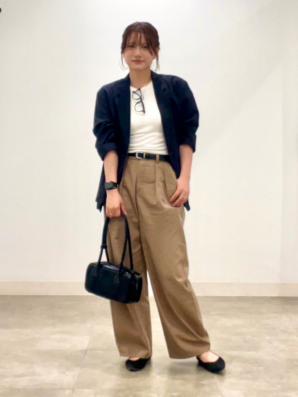 ポルテ　上着 ブラフィールクロップドホルターネックタンクトップ、ライト