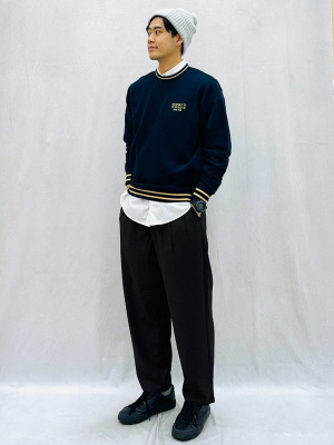 GU公式 | スウェットプルオーバー(ロゴ)