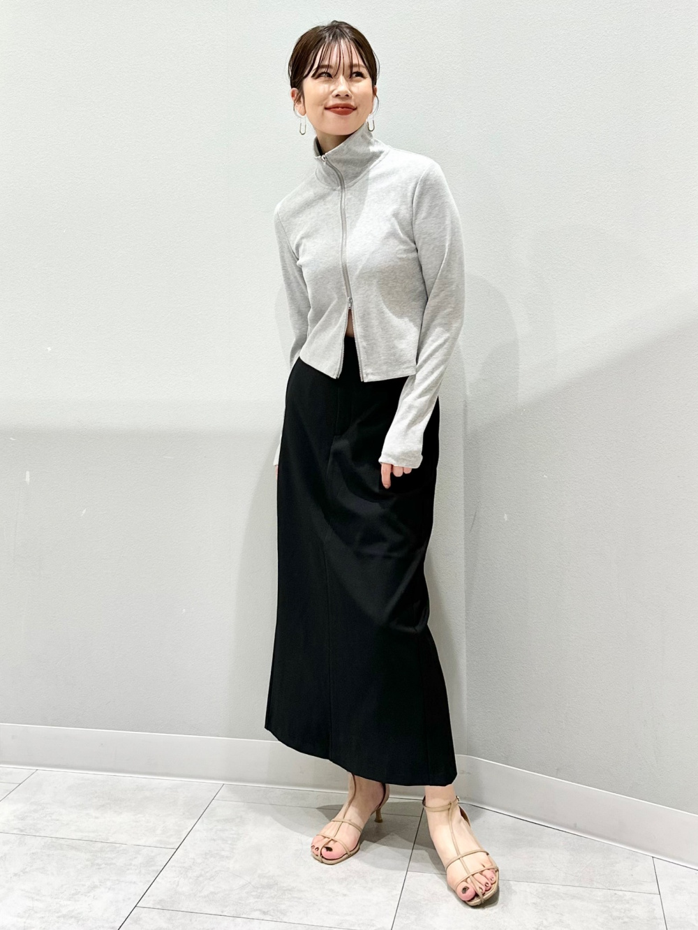 C6862 ジップカーディガン×スカートコーデ 華やかな“レースジップアップカーディガン”で作るエレガントなスカート