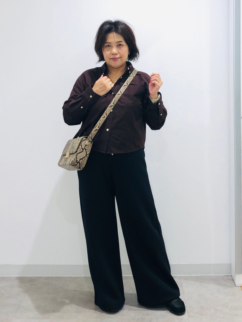Sheer Shirt/Halfslv/Q、Lace Up Ballet Sneakers」| GU的穿搭理念
