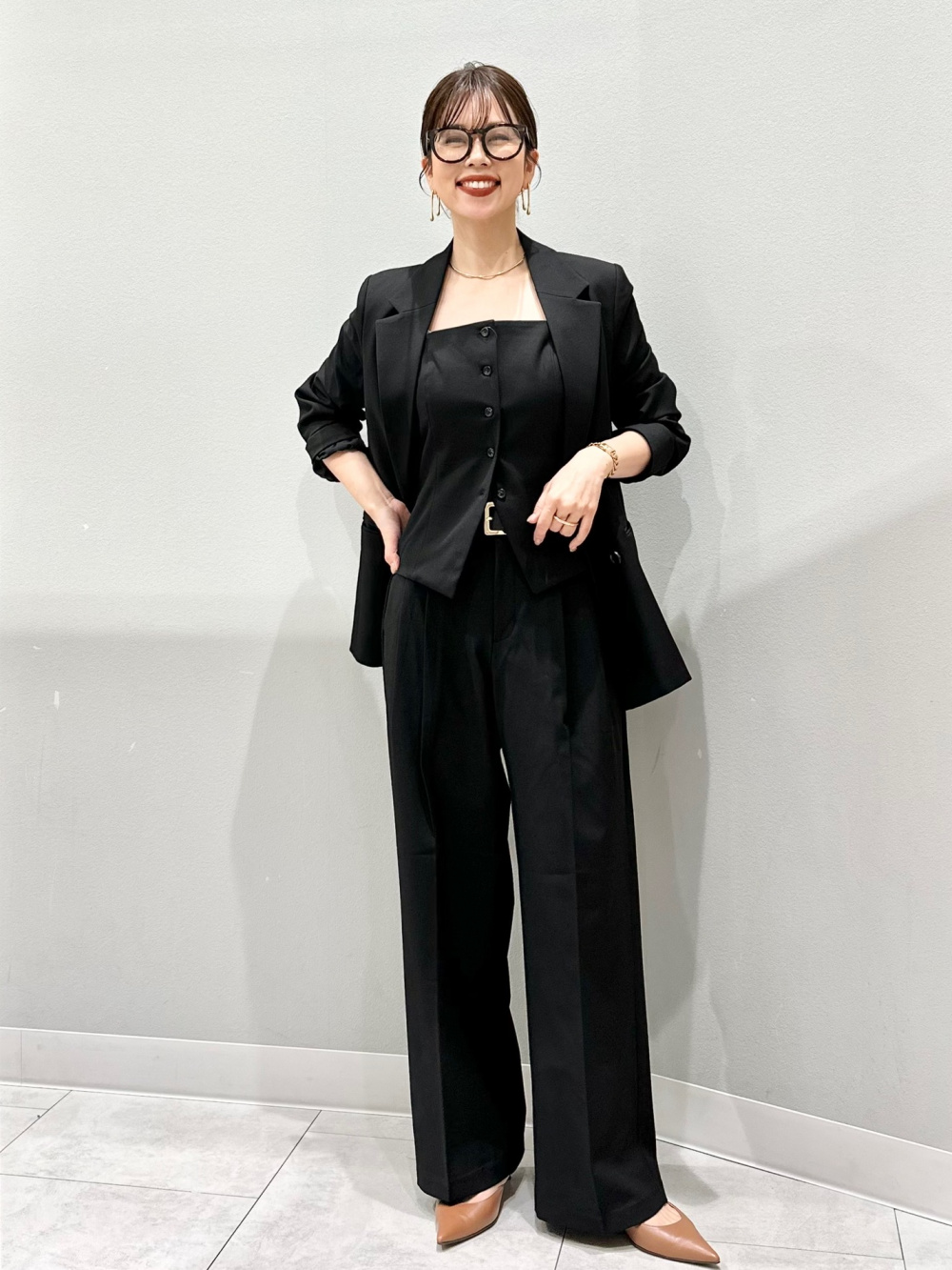 Pleated Wide Pants、2Way Long Belt Bag」| GU的穿搭理念