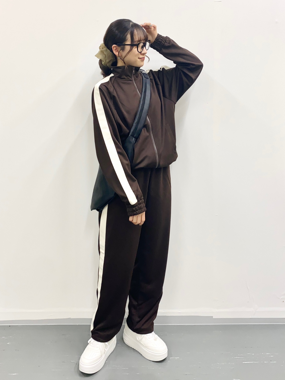 GU トラックジャケット トラックパンツとセットアップ L+XL 公式スタイリング | ジーユー