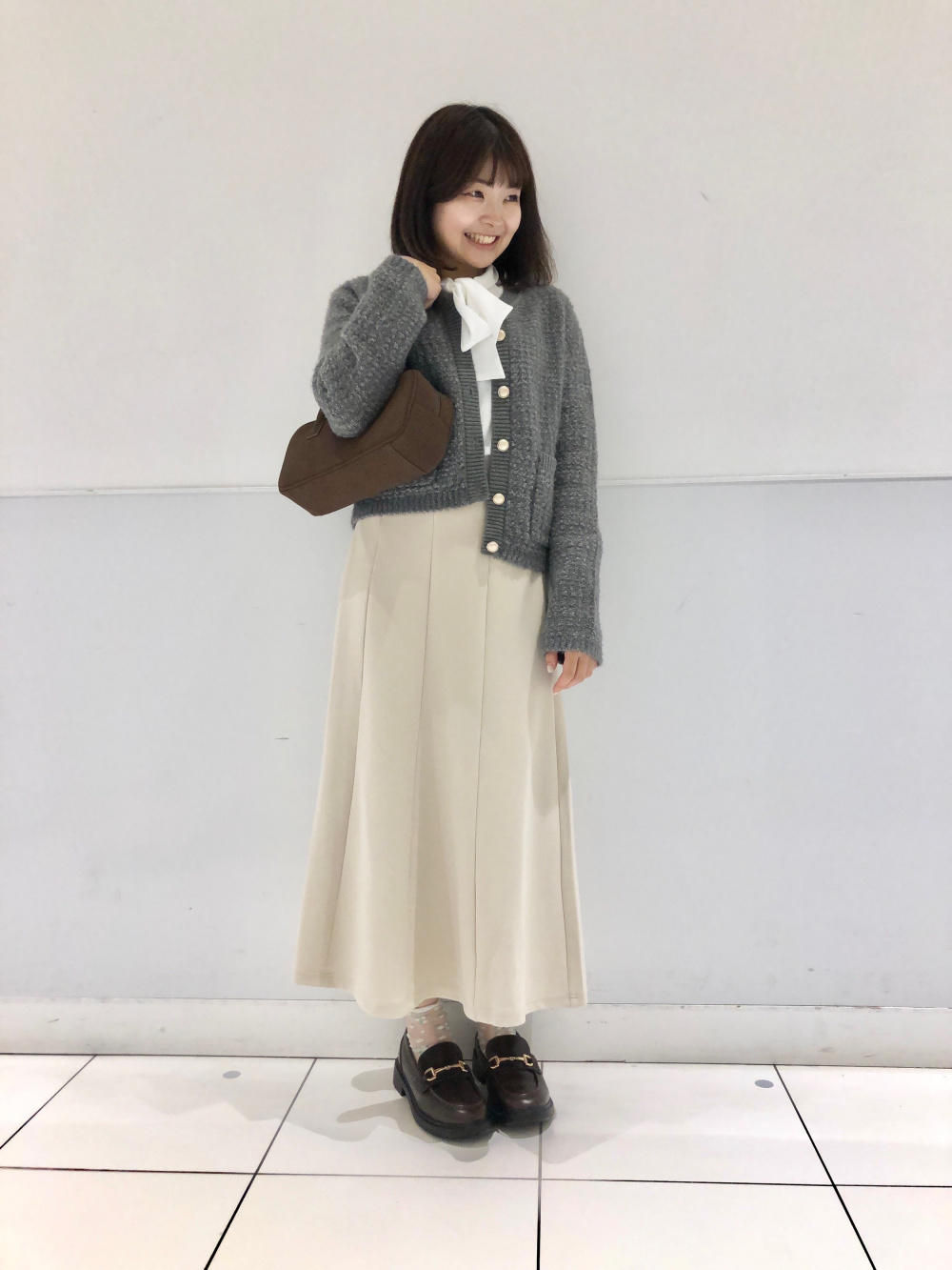 【美品】コーデ売り♡パールニットカーディガン＆ボウタイブラウス ツイーディーニットカーディガン、ボウタイブラウスZ」の着用