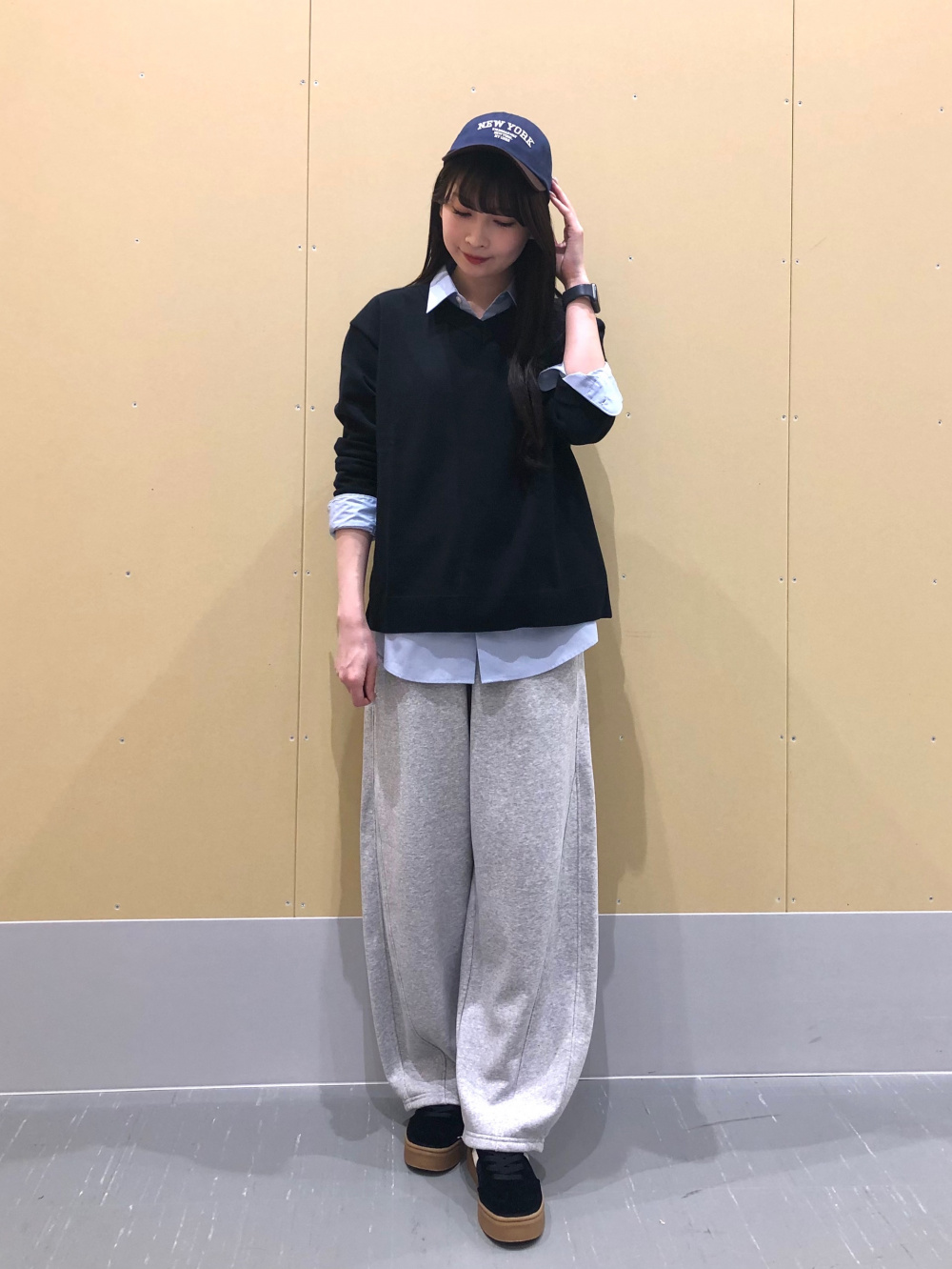 ストリート系✭シンプルオーバーサイズニット✭秋冬お出かけコーデに ストリート系✭シンプルオーバーサイズニット✭秋冬お出かけコーデに