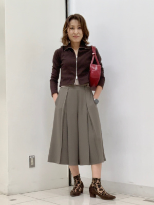 トップス GU Guess（ゲス）の「OFF Shoulder Frida Top トップス（その他