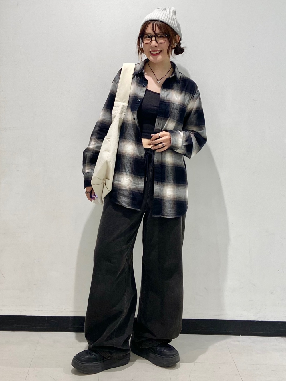 GU undercover カバーオール XXL ドライワイドT(5分袖)、カバーオールジャケット UNDERCOVER」の着用