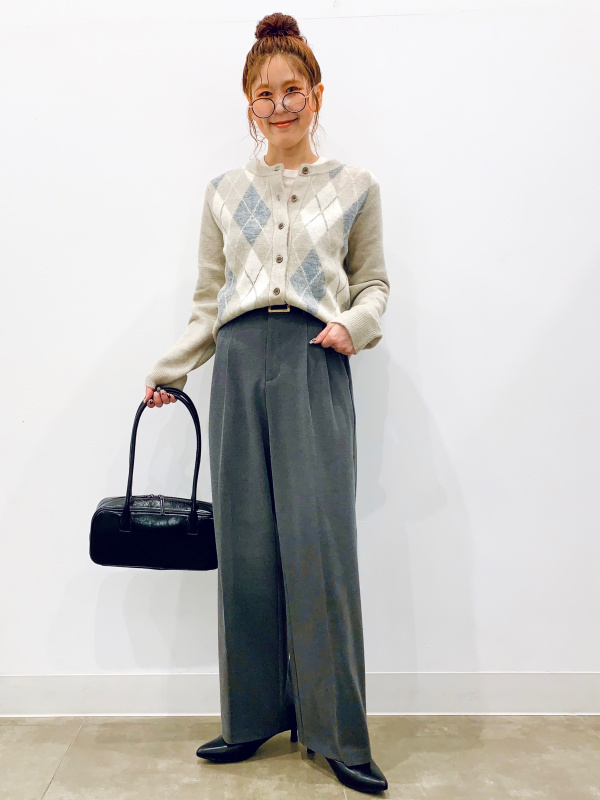 タックワイドパンツ(丈標準70.0～74.0cm)（レディース）の着用