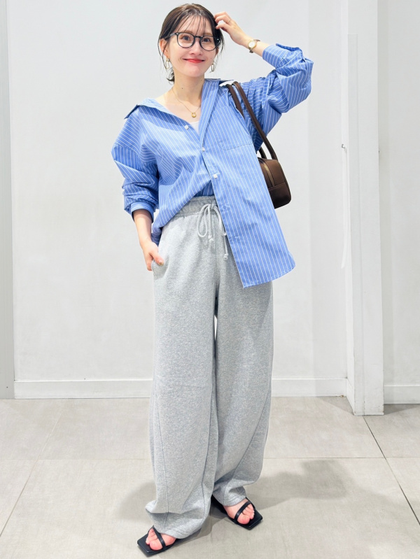 ナローストラップヒールミュール+E（レディース）の着用コーディネート