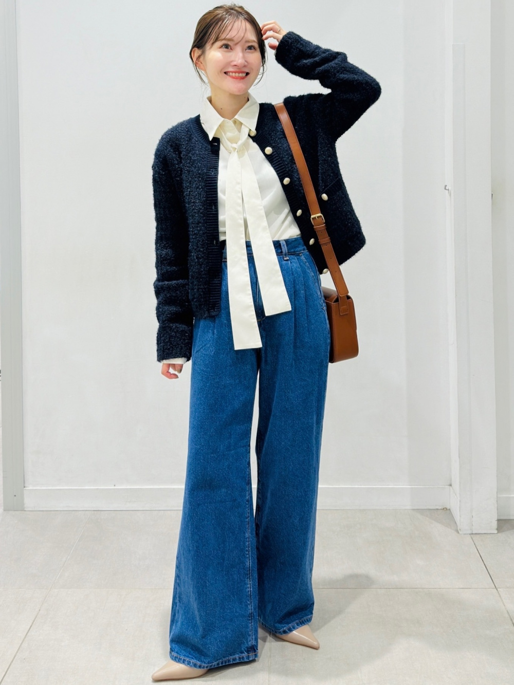 シアーカーディガンZ、ブラフィールクロップドレースT(ノースリーブ