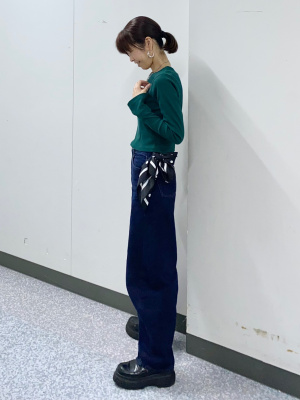 GU バレルレッグジーンズ XS 丈短め 4本セット ももりん様専用】GU バレルレッグジーンズ 丈短め xsサイズ
