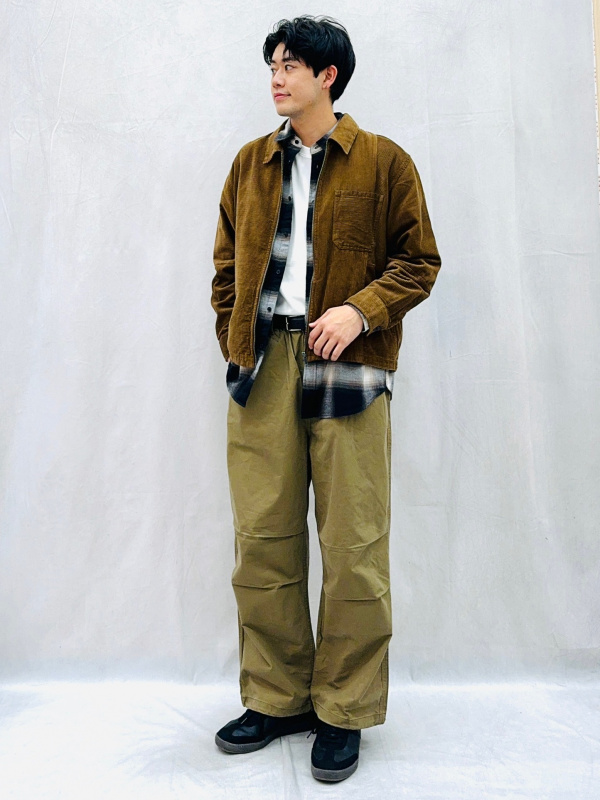An outfit using Faux Leather Harrington Jacket and Baggy Jeans｜GU US