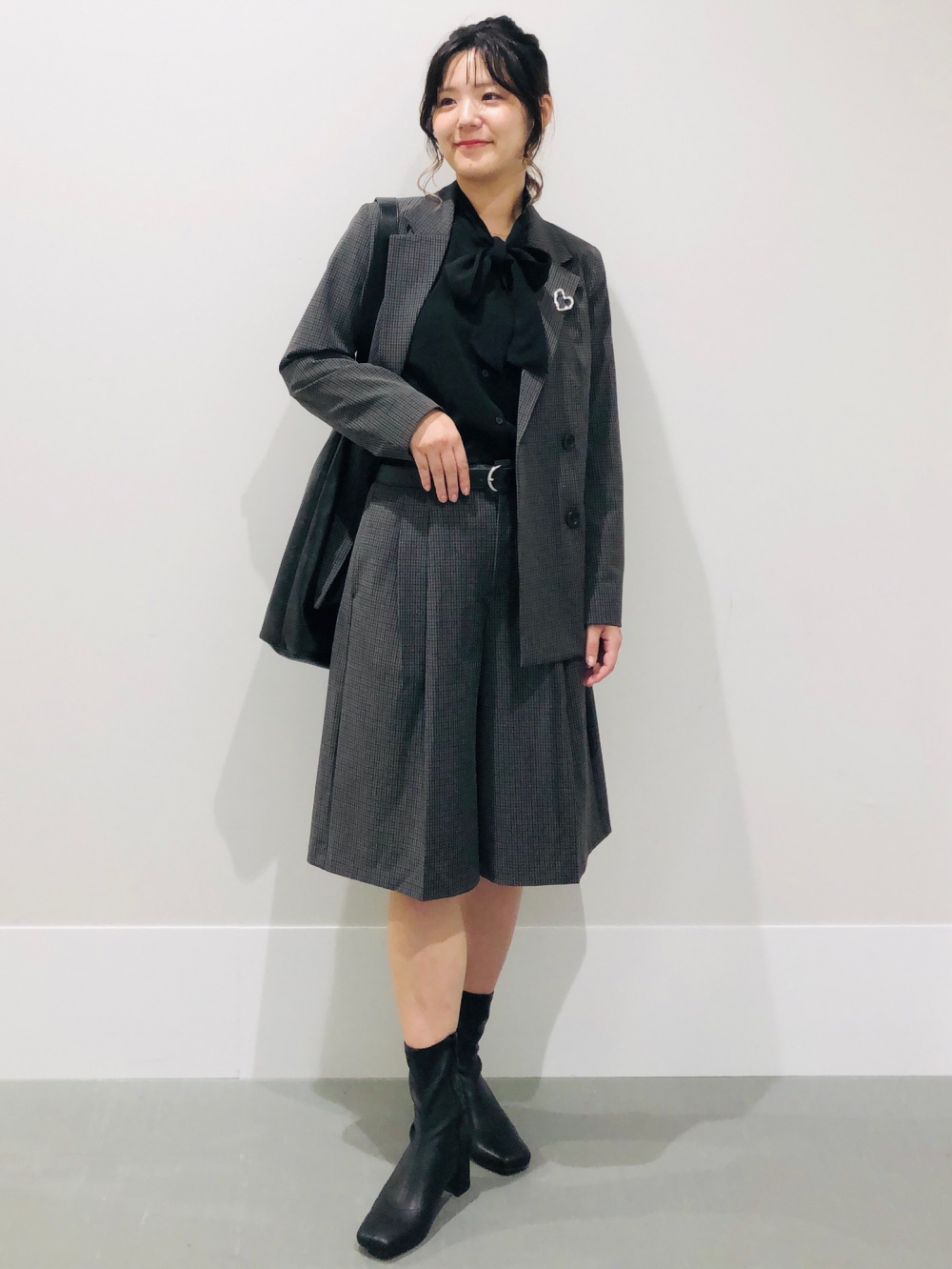 コージーメルトンケープコートZ+E、ソフトシアーハイネックT(長袖)+E