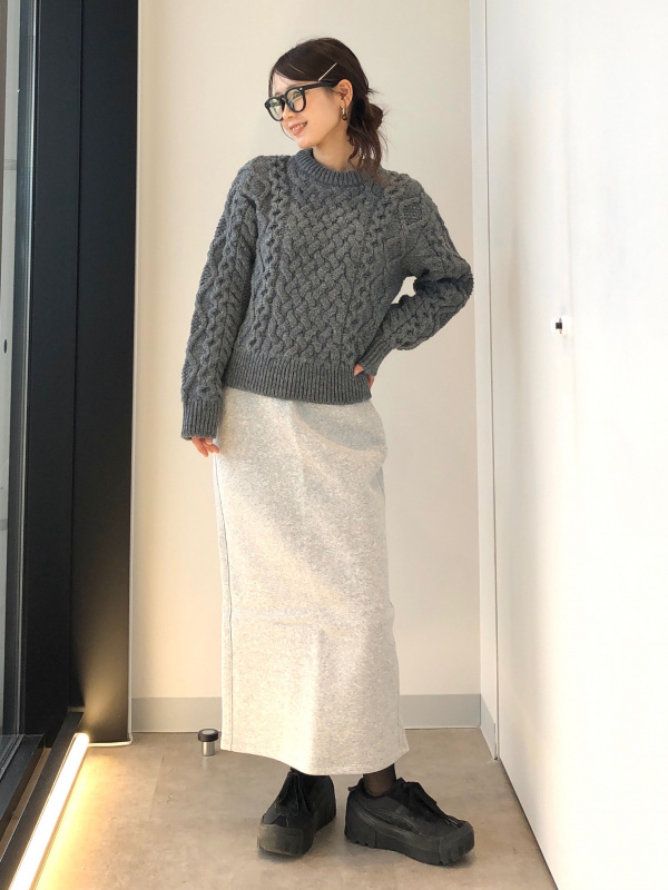 Pページ　68f GU公式 | ヘビーウェイトスウェットナロースカート(24年商品)(丈