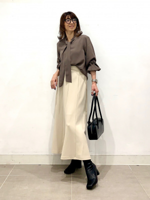 GU公式 | ボウタイブラウスZ