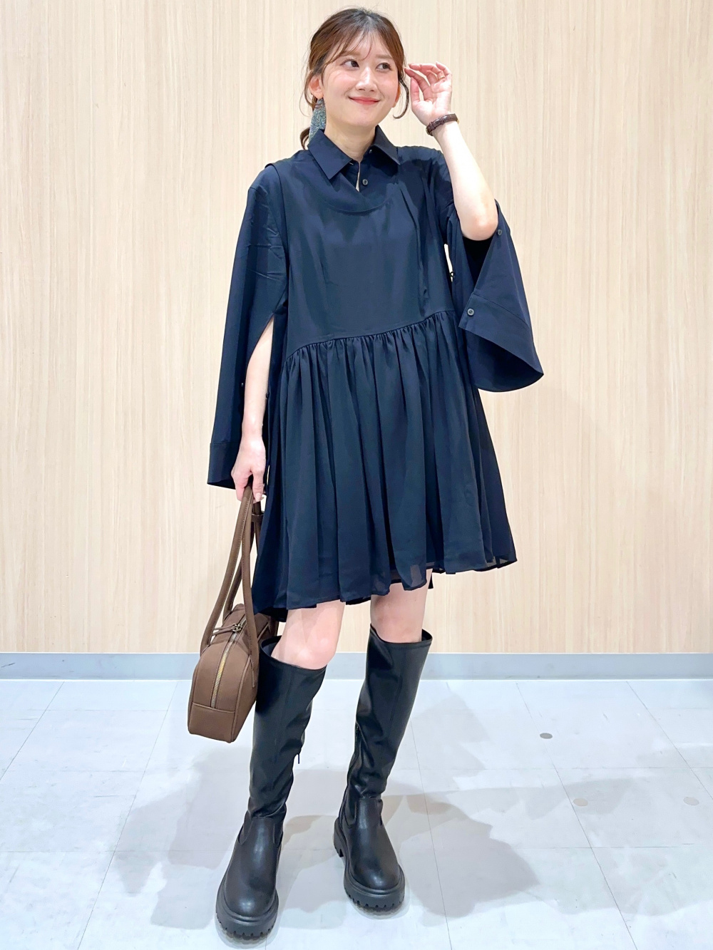 2ピースシャツミニワンピースセット by rokh」の着用コーディネート