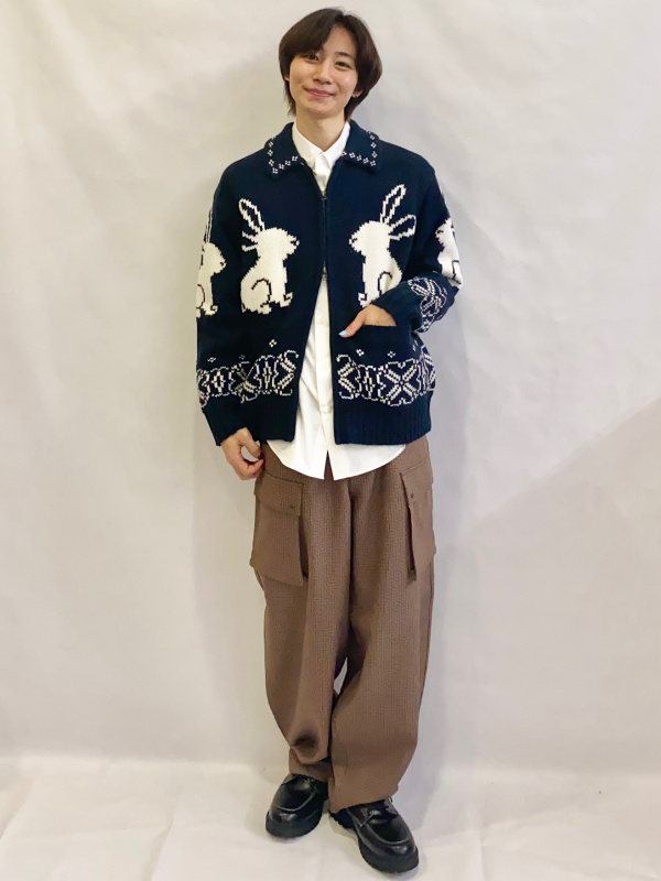 フルジップニットジャケット by rokh（メンズ）の着用