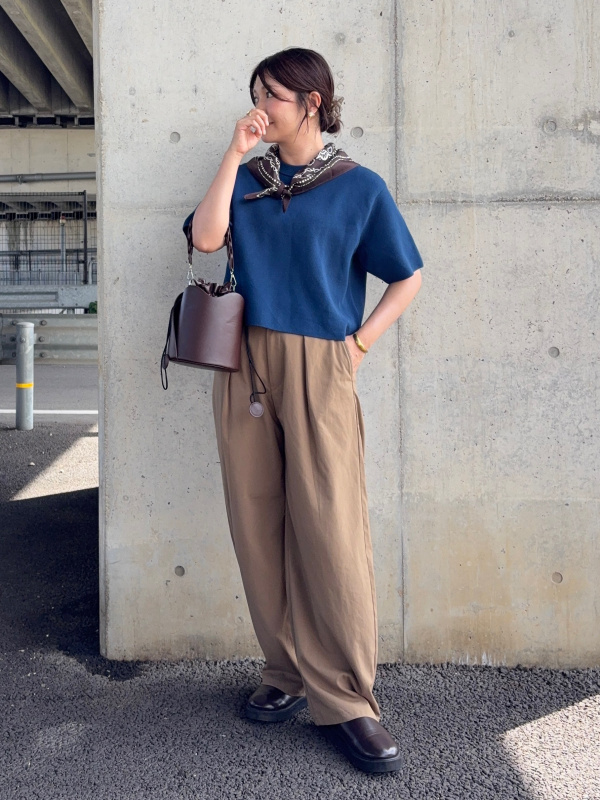 ★☆③⑨SHOP☆★様【大阪　4/15着　16-18時】 GU バレルレッグスラックス(丈標準70.0～74.0cm) 355871 - メルカリ